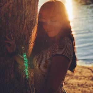 Meet your Posher, Victoria